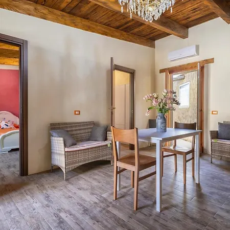 Casa Del Pastore *